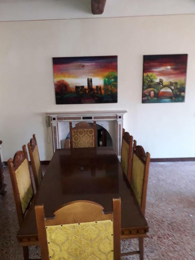 La Galleria Citta di Castello Bagian luar foto